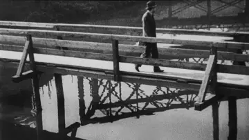 Zasłona do filmu "Bezúčelná procházka" #1889047