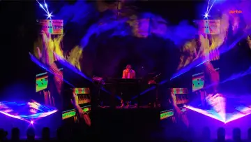 Zasłona do filmu "Jean-Michel Jarre - Live in Sevilla" #932292