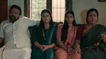 Zasłona do filmu "பரிமளா & கோ" #1156149