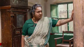 Zasłona do filmu "தாய் கிழவி" #536750