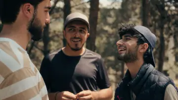 Zasłona do filmu "O HƏR ŞEYİ BİLİR" #566259