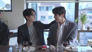Zasłona do filmu "스윗하트서비스: 더 무비" #1195352