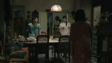 Zasłona do filmu "Ayah, Ini Arahnya Ke Mana, Ya?" #796691