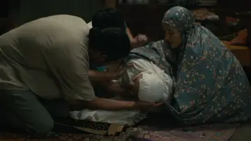 Zasłona do filmu "Ayah, Ini Arahnya Ke Mana, Ya?" #796699