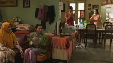 Zasłona do filmu "Ayah, Ini Arahnya Ke Mana, Ya?" #796712