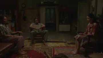 Zasłona do filmu "Ayah, Ini Arahnya Ke Mana, Ya?" #796716