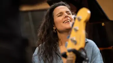 Zasłona do filmu "Une journée avec Balavoine" #733406