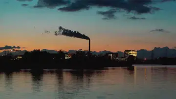Zasłona do filmu "De wolkenfabriek" #574465