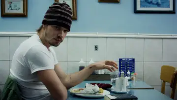 Zasłona do filmu "Miles & Miles" #1189958