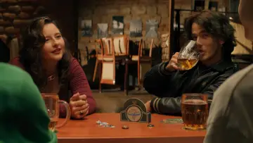 Zasłona do filmu "Ne tak docela" #536957