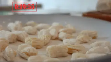 Zasłona do filmu "Nonna