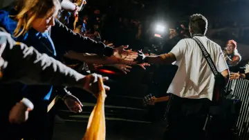 Zasłona do filmu "Twenty One Pilots: More Than We Ever Imagined" #767514