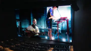 Zasłona do filmu "Twenty One Pilots: More Than We Ever Imagined" #767520