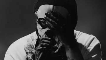 Zasłona do filmu "Twenty One Pilots: More Than We Ever Imagined" #767533