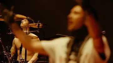 Zasłona do filmu "Twenty One Pilots: More Than We Ever Imagined" #767550