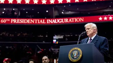 Zasłona do filmu "Trumps Amerika - Macht, Wandel, Widerstand" #539976