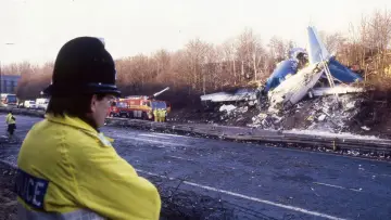 Zasłona do filmu "Kegworth: Flight to Disaster" #543230
