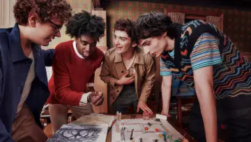 Zasłona do filmu "Ostatnia przygoda: Jak powstawało „Stranger Things 5”" #532280