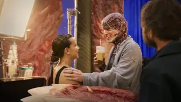 Zasłona do filmu "Ostatnia przygoda: Jak powstawało „Stranger Things 5”" #532285