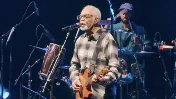 Zasłona do filmu "Gilberto Gil à la Philharmonie de Paris" #733323