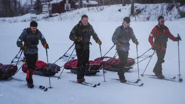 Zasłona do filmu "Arctic Adventure: Ultimate Survival" #541958