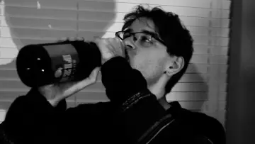 Zasłona do filmu "drunkumentary" #544008