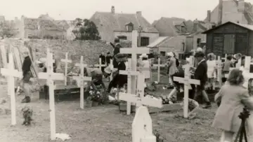 Zasłona do filmu "LE PORTEL 1943, Les sacrifiés du grand bluff des Alliés" #542273