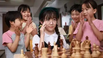 Zasłona do filmu "ナンバーワン戦隊ゴジュウジャー ~ポーラー・ビギニング~" #776298