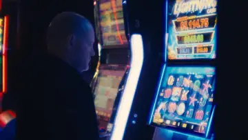 Zasłona do filmu "Filthy Habits" #1807729