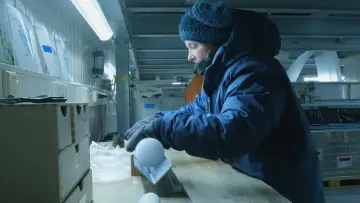 Zasłona do filmu "Das Gewicht der Welt" #846809