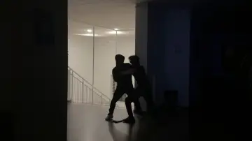 Zasłona do filmu "Gecede Kısılanlar" #543479