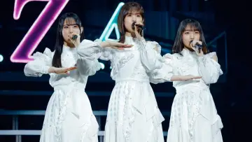 Zasłona do filmu "松田好花卒業セレモニー" #561676