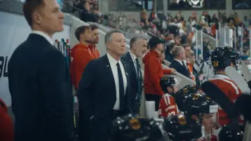 Zasłona do filmu "Powerplay - Das beste Eishockey-Team für Olympia" #545273