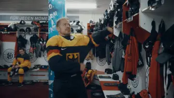 Zasłona do filmu "Powerplay - Das beste Eishockey-Team für Olympia" #545277