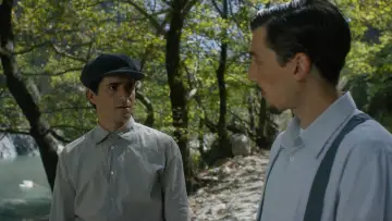 Zasłona do filmu "Άγιος Παΐσιος" #542304