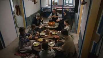 Zasłona do filmu "Άγιος Παΐσιος" #542308