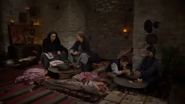 Zasłona do filmu "Άγιος Παΐσιος" #542311
