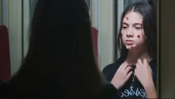 Zasłona do filmu "J