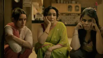 Zasłona do filmu "Maa Behen" #908923