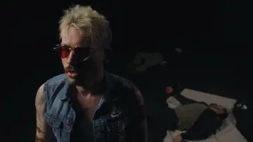 Zasłona do filmu "Love Hurts" #537393
