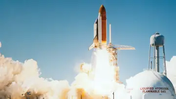 Zasłona do filmu "Space Shuttle Challenger" #545240