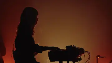 Zasłona do filmu "Mono - Forever Home: Live in Tokyo with Orchestra PITREZA" #923864