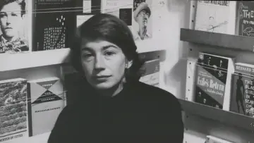 Zasłona do filmu "Mary Oliver: Saved by the Beauty of the World" #1205302