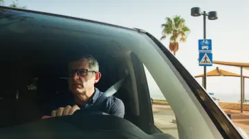 Zasłona do filmu "Louis Theroux: W głębi manosfery" #761493