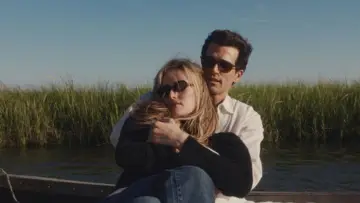 Zasłona do filmu "John and Carolyn: Love, Beauty and Loss" #928708