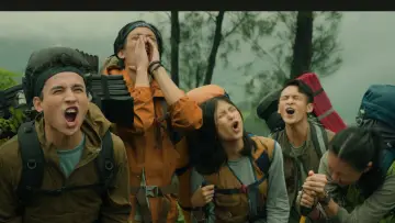 Zasłona do filmu "Petaka Gunung Welirang" #850413