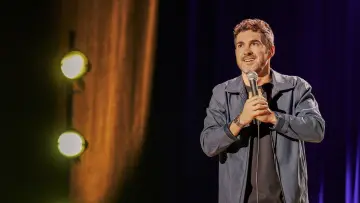 Zasłona do filmu "Mark Normand: None Too Pleased" #772606