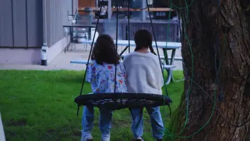 Zasłona do filmu "Maybe I" #777225