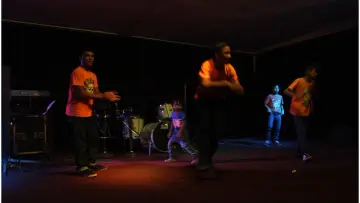 Zasłona do filmu "ពនេចរ" #778212
