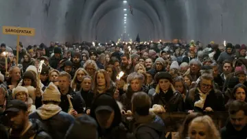 Zasłona do filmu "Tavaszi Szél" #773945